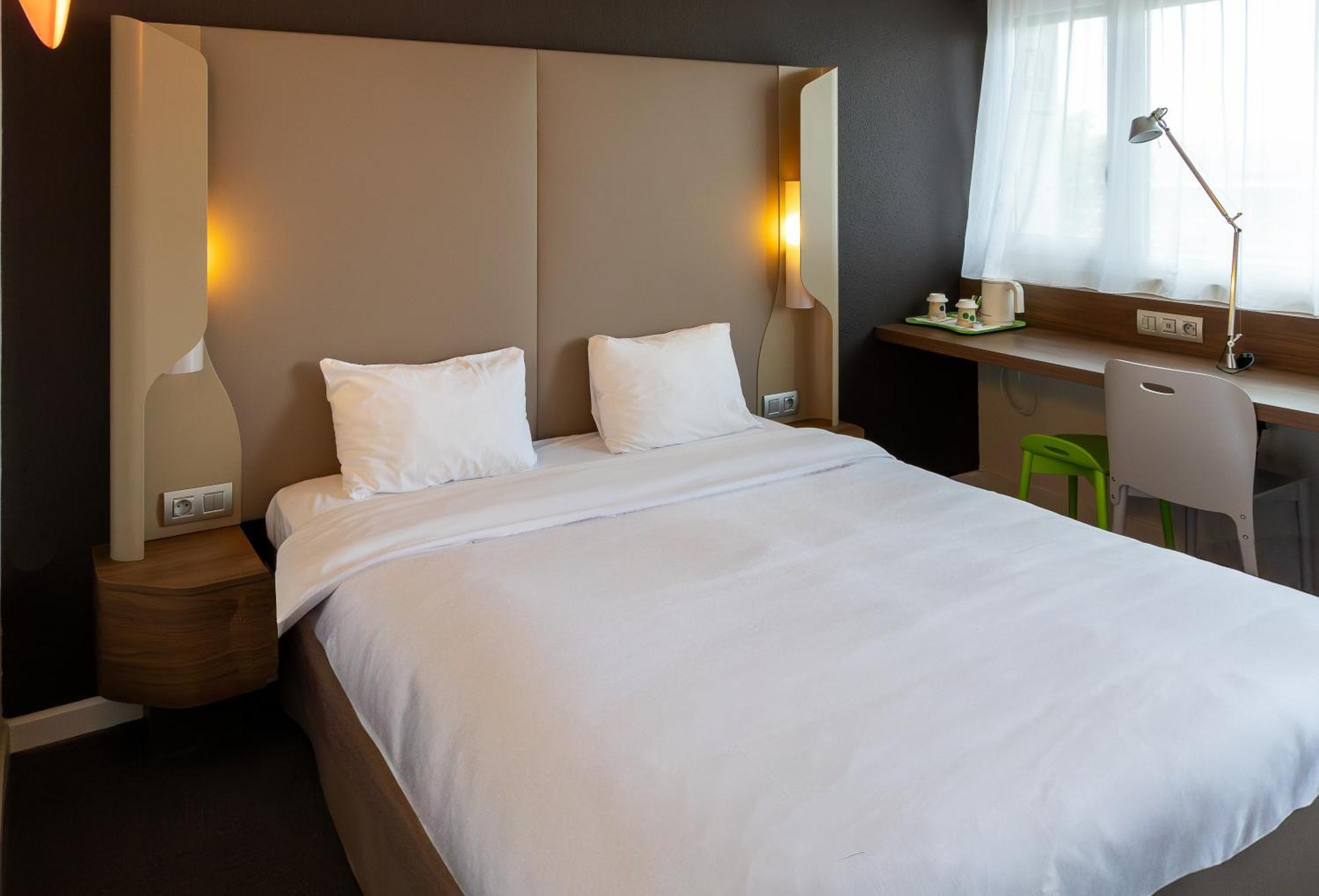 Campanile Toulouse - Blagnac Aeroport Hotel Екстериор снимка